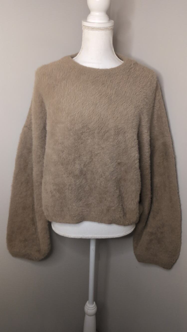 Sammy Robinson x Princess Polly Fuzzy Sweater Size 16
